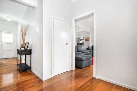 Photo of property in 1/4 Hayward Road, Papatoetoe, Auckland, 2025