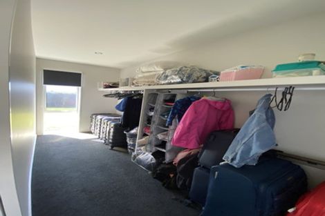 Photo of property in 86 Shillingford Boulevard, Rolleston, 7615