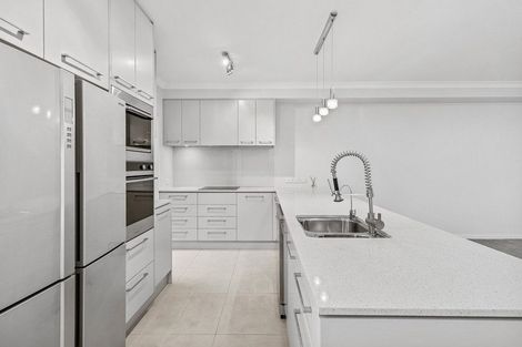Photo of property in 29 Landmark Terrace, Orewa, 0931
