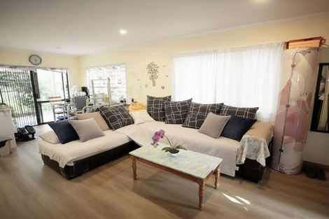 Photo of property in 18/8 Margan Avenue, New Lynn, Auckland, 0600