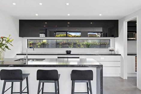 Photo of property in 2/28 Jeffreys Road, Fendalton, Christchurch, 8052