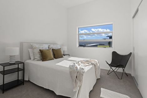 Photo of property in 16 Vanita Drive, Whitianga, 3510