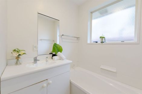 Photo of property in 4/50a Division Street, Riccarton, Christchurch, 8041