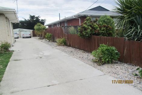 Photo of property in 92 Frensham Crescent, Woolston, Christchurch, 8062
