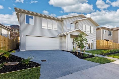 Photo of property in 98 Godfrey Drive, Orewa, 0931