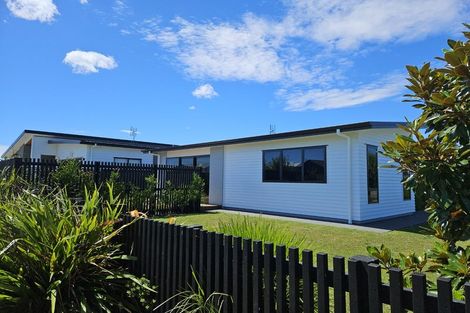 Photo of property in 22 Probert Crescent, Chartwell, Hamilton, 3210