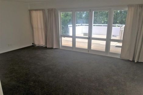 Photo of property in 147 Eskdale Road, Birkdale, Auckland, 0626