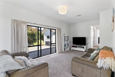 Photo of property in 15 Abilene Crescent, Churton Park, Wellington, 6037