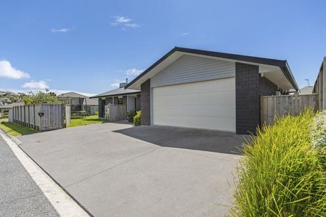 Photo of property in 6 Terli Way, Glen Avon, New Plymouth, 4312