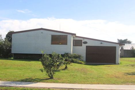 Photo of property in 336 Kenwood Drive, Matarangi, Whitianga, 3592