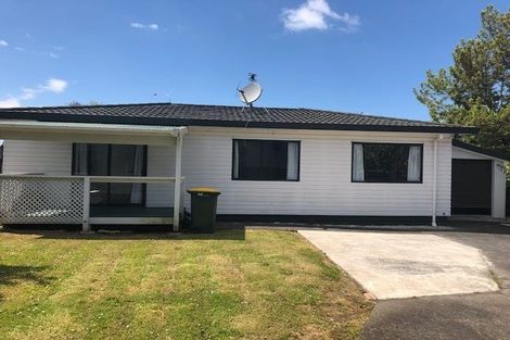 Photo of property in 385 Triangle Road, Henderson, Auckland, 0610