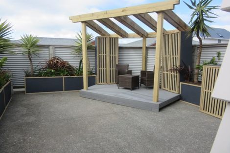 Photo of property in 8 Stone Street, Miramar, Wellington, 6022