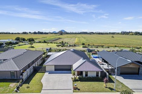 Photo of property in 6 Karearea Drive, Coastlands, Whakatane, 3120