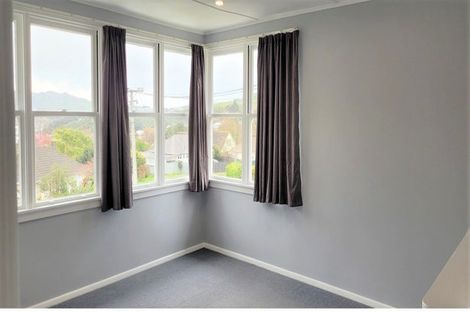 Photo of property in 12 Gear Terrace, Ranui, Porirua, 5024