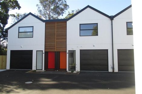 Photo of property in 2/22 Grove Road, Addington, Christchurch, 8024