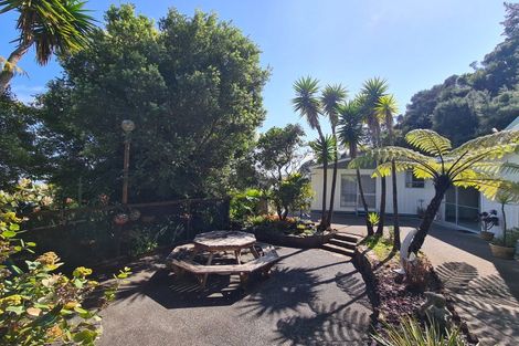 Photo of property in 1510 Long Bay Road, Coromandel, 3506