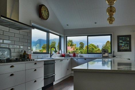 Photo of property in 2 Williams Drive, Fox Glacier, 7886