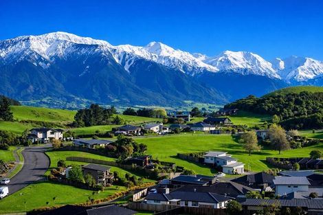 Photo of property in 35 Knowles Crescent, Kaikoura Flat, Kaikoura, 7371