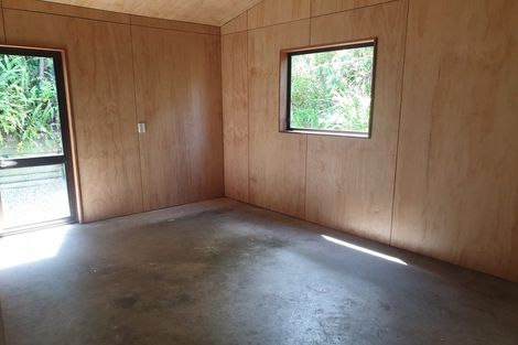 Photo of property in 127 Winara Avenue, Waikanae, 5036