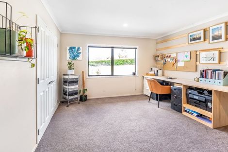 Photo of property in 48 Travers Road, Te Kauwhata, 3782