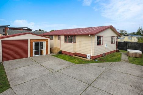 Photo of property in 18 Rachel Place, Dinsdale, Hamilton, 3204