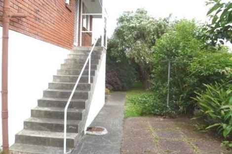 Photo of property in 1/24 Gordon Avenue, Milford, Auckland, 0620