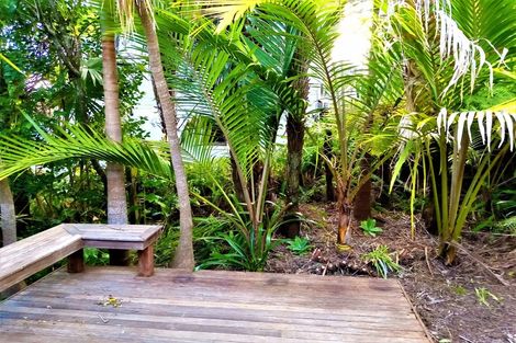 Photo of property in 502 Beach Road, Murrays Bay, Auckland, 0630