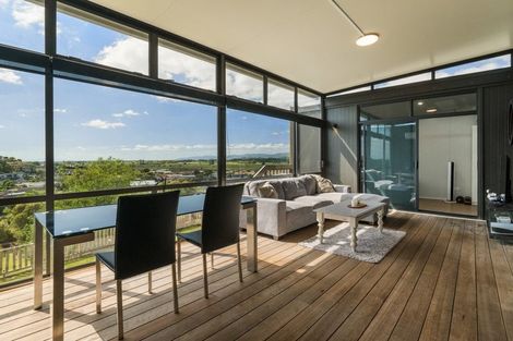 Photo of property in 4 O'meara Heights, Paeroa, 3600