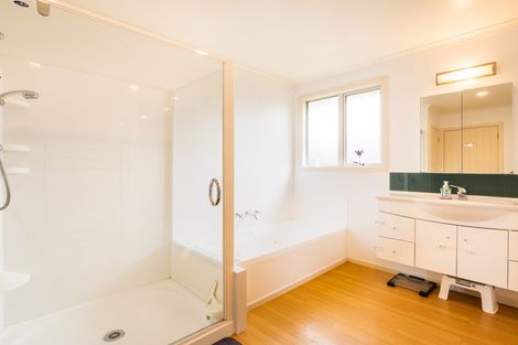 Photo of property in 37 Duxford Crescent, Fairfield, Dunedin, 9018