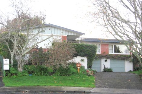 Photo of property in 5 Vista Place, Hillpark, Auckland, 2102