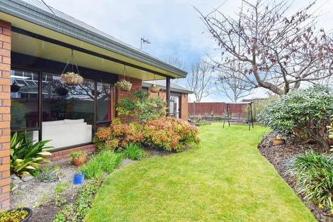 Photo of property in 78 Regency Crescent, Redwood, Christchurch, 8051