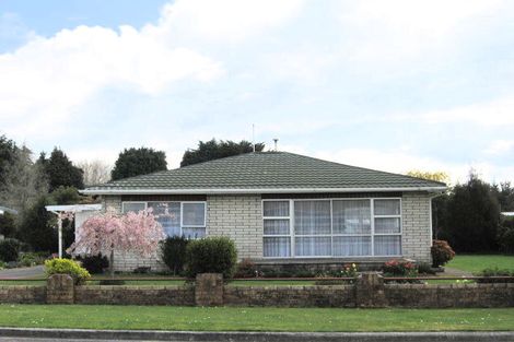 Photo of property in 21 Charles Road, Hannahs Bay, Rotorua, 3010