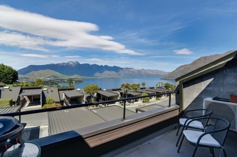 Photo of property in Alpine Meadows Apartments, 135m Fernhill Road, Fernhill, Queenstown, 9300