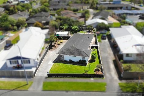 Photo of property in 104 Fairs Road, Milson, Palmerston North, 4414