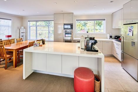 Photo of property in 12a Glenmore Street, Thorndon, Wellington, 6011