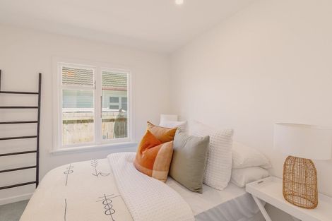 Photo of property in 114 Baker Street, New Brighton, Christchurch, 8083