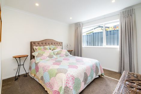 Photo of property in 26 Whakatomo Place, Havelock North, 4130