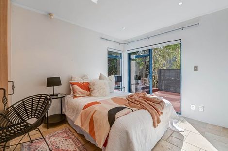 Photo of property in 13a Orchard Road, Browns Bay, Auckland, 0630