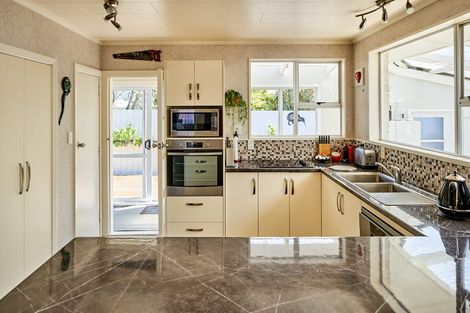 Photo of property in 276 Waterloo Road, Waterloo, Lower Hutt, 5011