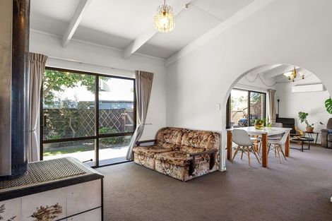 Photo of property in 21 James Cook Drive, Welcome Bay, Tauranga, 3112