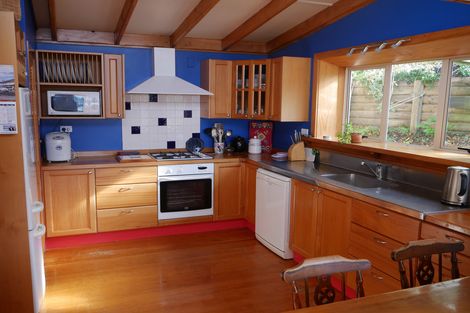 Photo of property in 16 Henry Street, Careys Bay, Port Chalmers, 9023