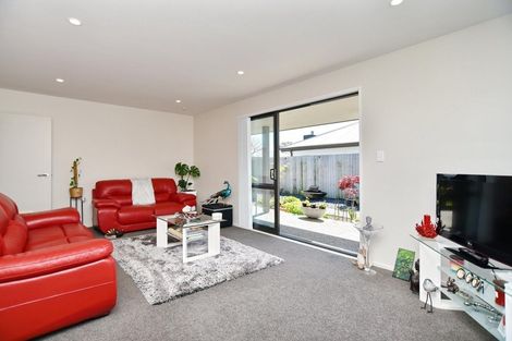 Photo of property in 3a Lindis Lane, New Brighton, Christchurch, 8083
