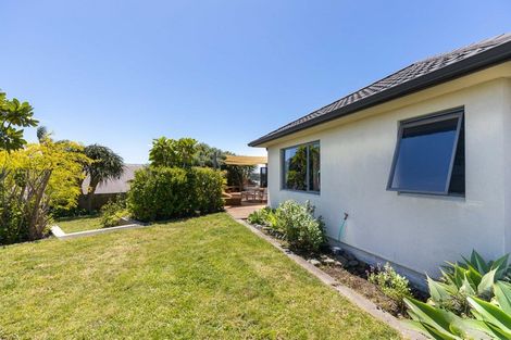 Photo of property in 41 Karamea Street, Whalers Gate, New Plymouth, 4310