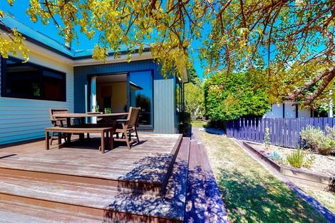 Photo of property in 5 Lillian Street, Belmont, Lower Hutt, 5010