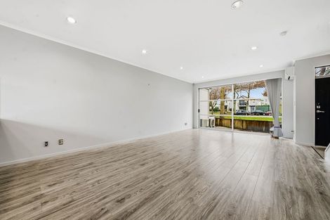 Photo of property in 42 Kauri Drive, Takanini, 2112