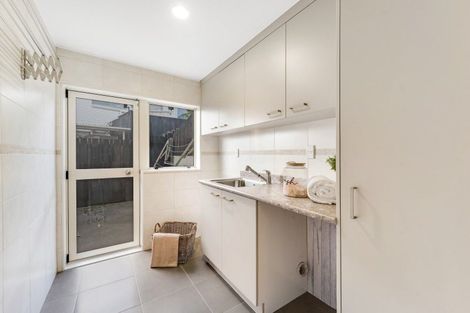 Photo of property in 36 Woodgers Way, Somerville, Auckland, 2014