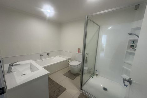 Photo of property in 5 Ashington Road, Silverstream, Upper Hutt, 5019