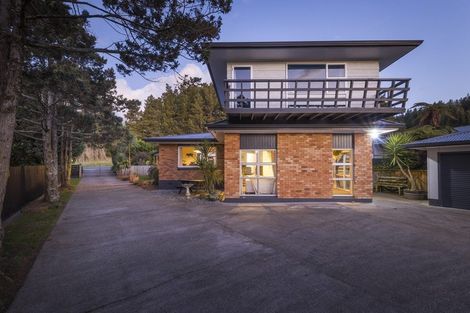Photo of property in 49 Fitzherbert East Road, Aokautere, Palmerston North, 4471