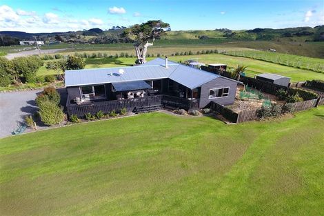 Photo of property in 368 Evans Road, South Head, Helensville, 0874