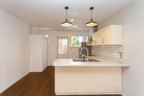 Photo of property in 2/38 Peer Street, Upper Riccarton, Christchurch, 8041